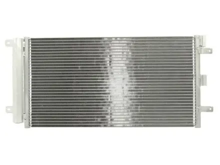 Радіатор кондиціонера THERMOTEC KTT110361 (фото 1)