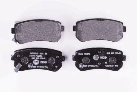Колодки гальмівні дискові; задня вісь HELLA 8DB355006961