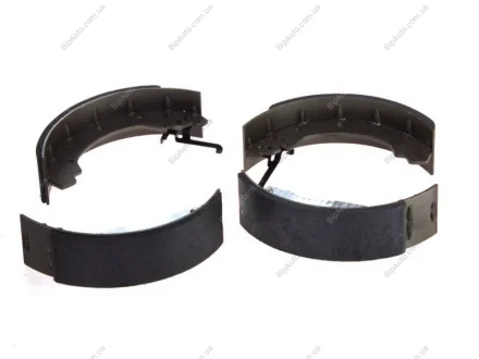 Комплект гальмівних колодок - барабанні LPR 06740
