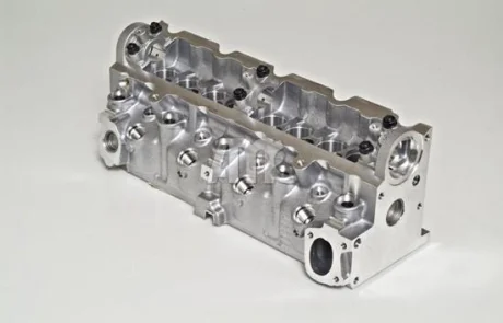 Головка блоку циліндрів PEUGEOT 206 1.9D AMC 908537 (фото 1)