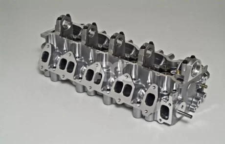 Головка блоку циліндрів MAZDA 2.5 TD CPL AMC 908844