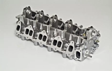 Головка блоку циліндрів MAZDA 2.5D WL3 AMC 908747