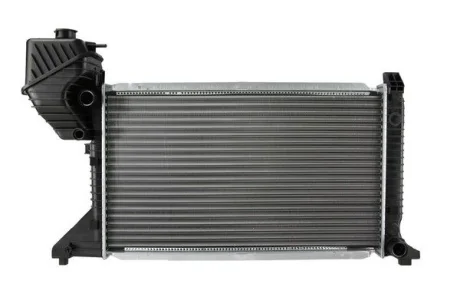 Радіатор охолодження двигуна Sprinter ОМ611-612 00-06 FAST FT55555