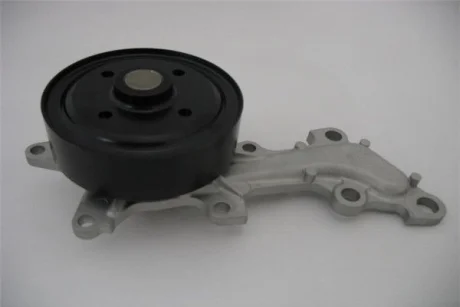 Насос водяний Toyota Corolla 1.3 08-14 GMB GWT149AM (фото 1)
