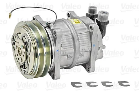 BMW Компресор кондиціонера 1 (F20), 1 (F21), 3 (E90), 3 (F30, F80), 3 Gran Turismo (F34), 3 Touring (E91), 3 Touring (F31), 3 (E92) Valeo 815016